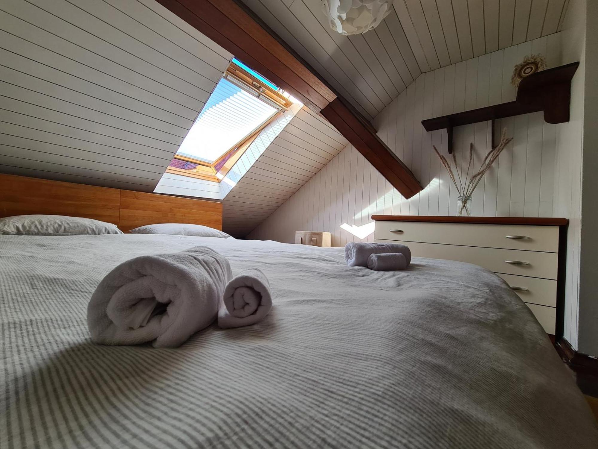 Old Town Cabin Apartment Zagreb Buitenkant foto