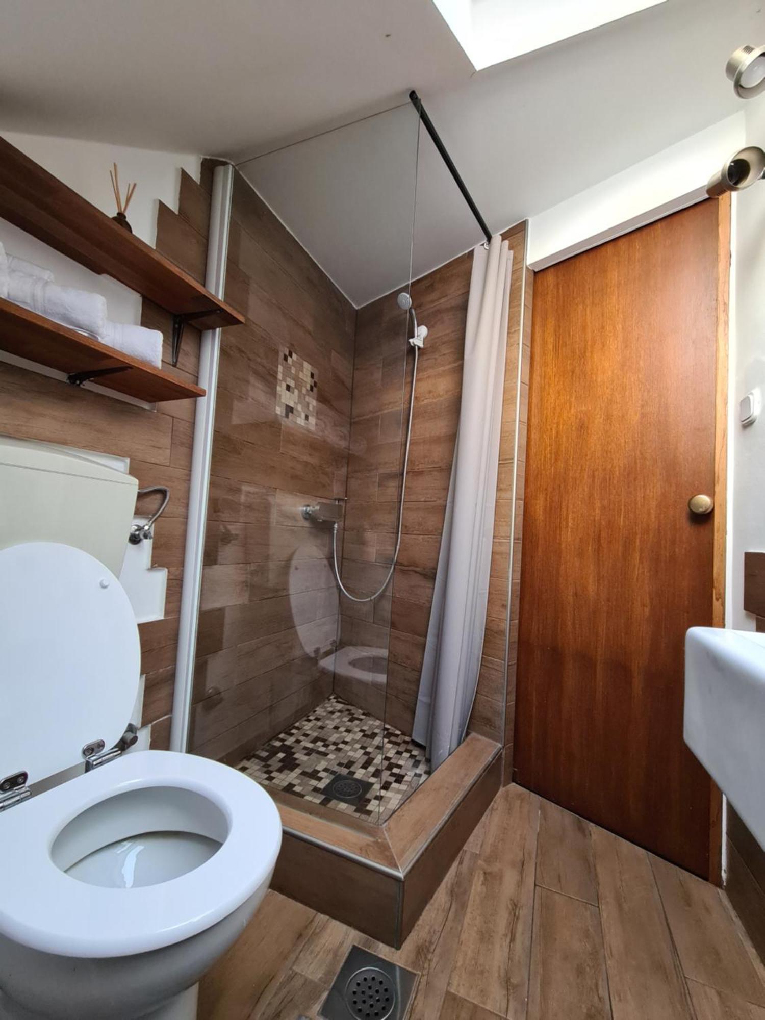 Old Town Cabin Apartment Zagreb Buitenkant foto